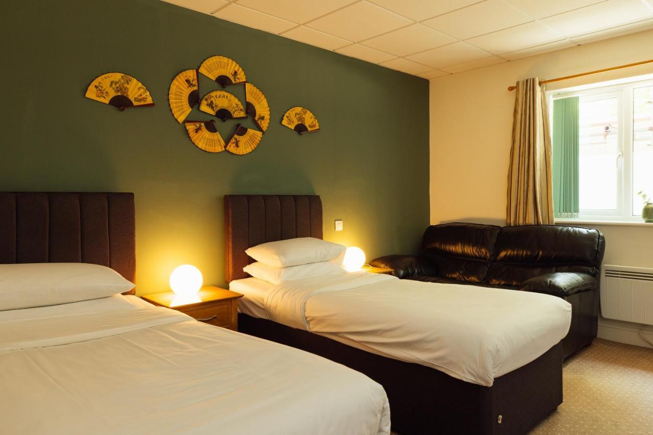 The Imperial Dragon Hotel 3*